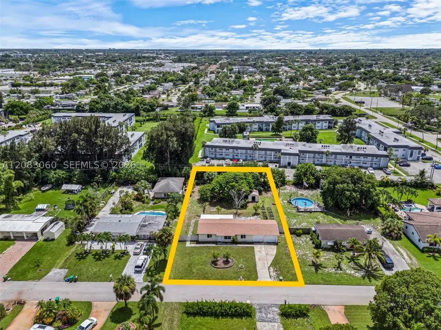 3180 Carol Ave, Palm Springs, FL 33461 - #2