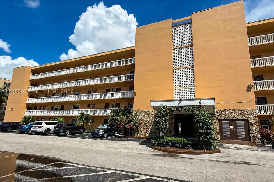 301 NE 14th Ave #504, Hallandale Beach, FL 33009 - #3