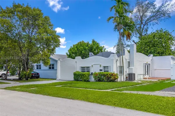 1726 Roosevelt St, Hollywood, FL 33020