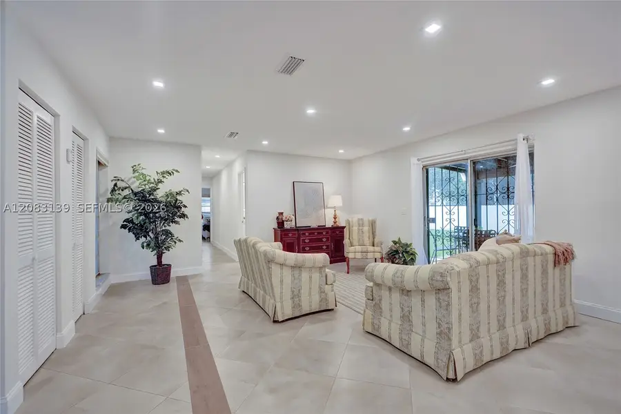 10214 SW 26th Ter, Miami, FL 33165 - #3