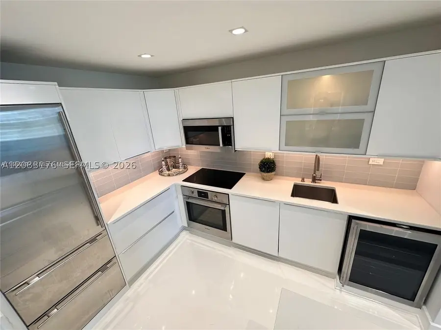 2301 Collins Ave #611, Miami Beach, FL 33139 - #3