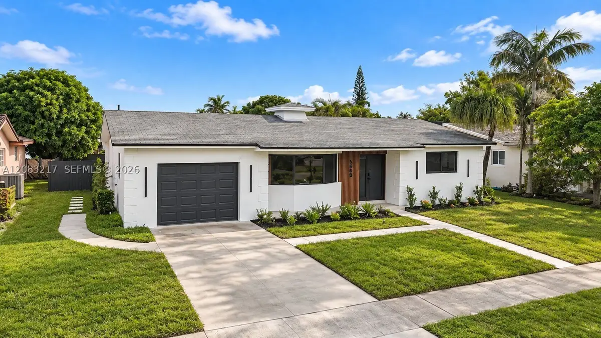 5309 Hayes St, Hollywood, FL 33021 - #1