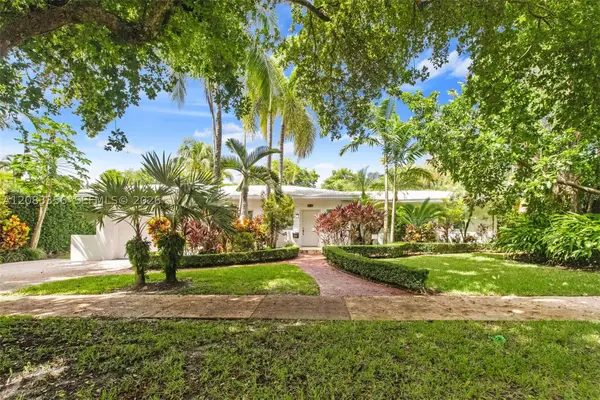 615 Santurce Ave, Coral Gables, FL 33143