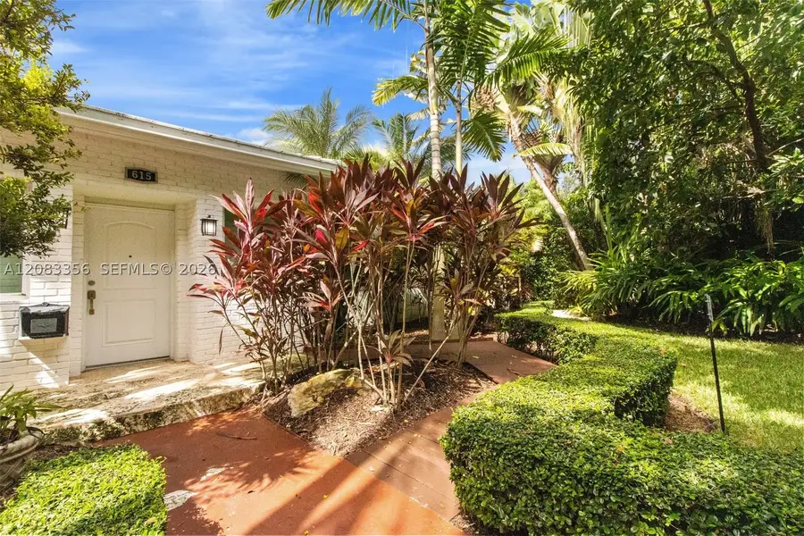 615 Santurce Ave, Coral Gables, FL 33143 - #3