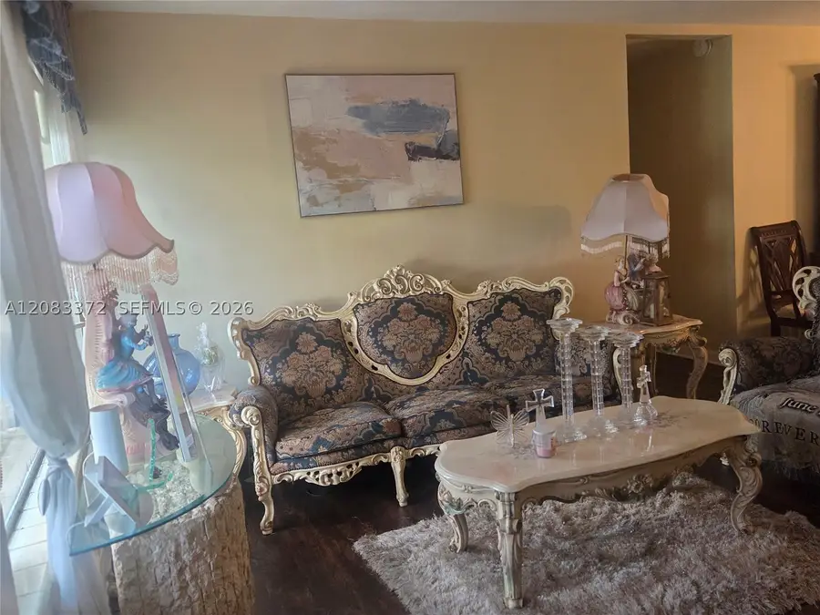 2940 NW 163rd St, Miami Gardens, FL 33054 - #2