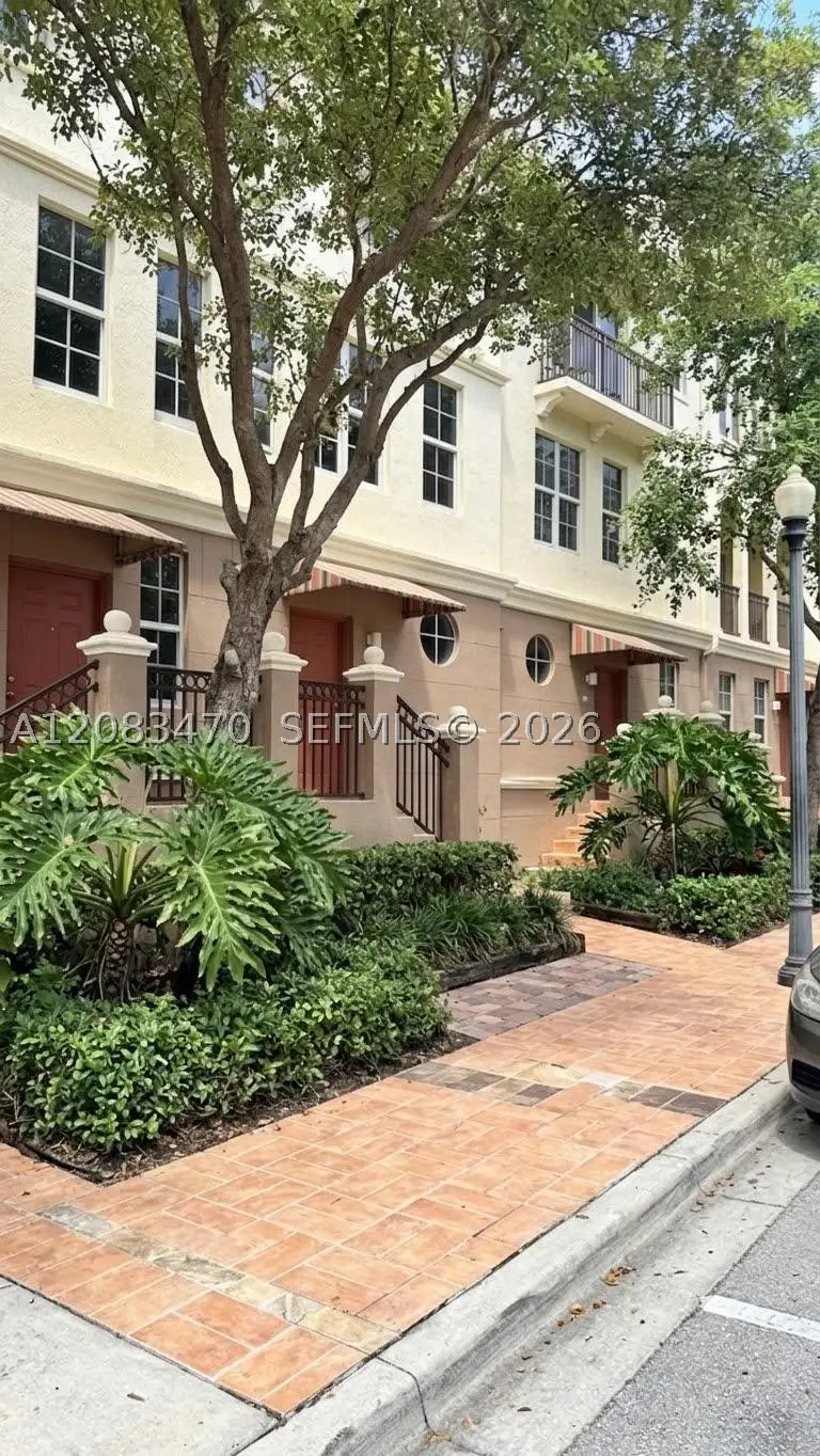 3232 SW 22nd Ter #113, Miami, FL 33145 - #1