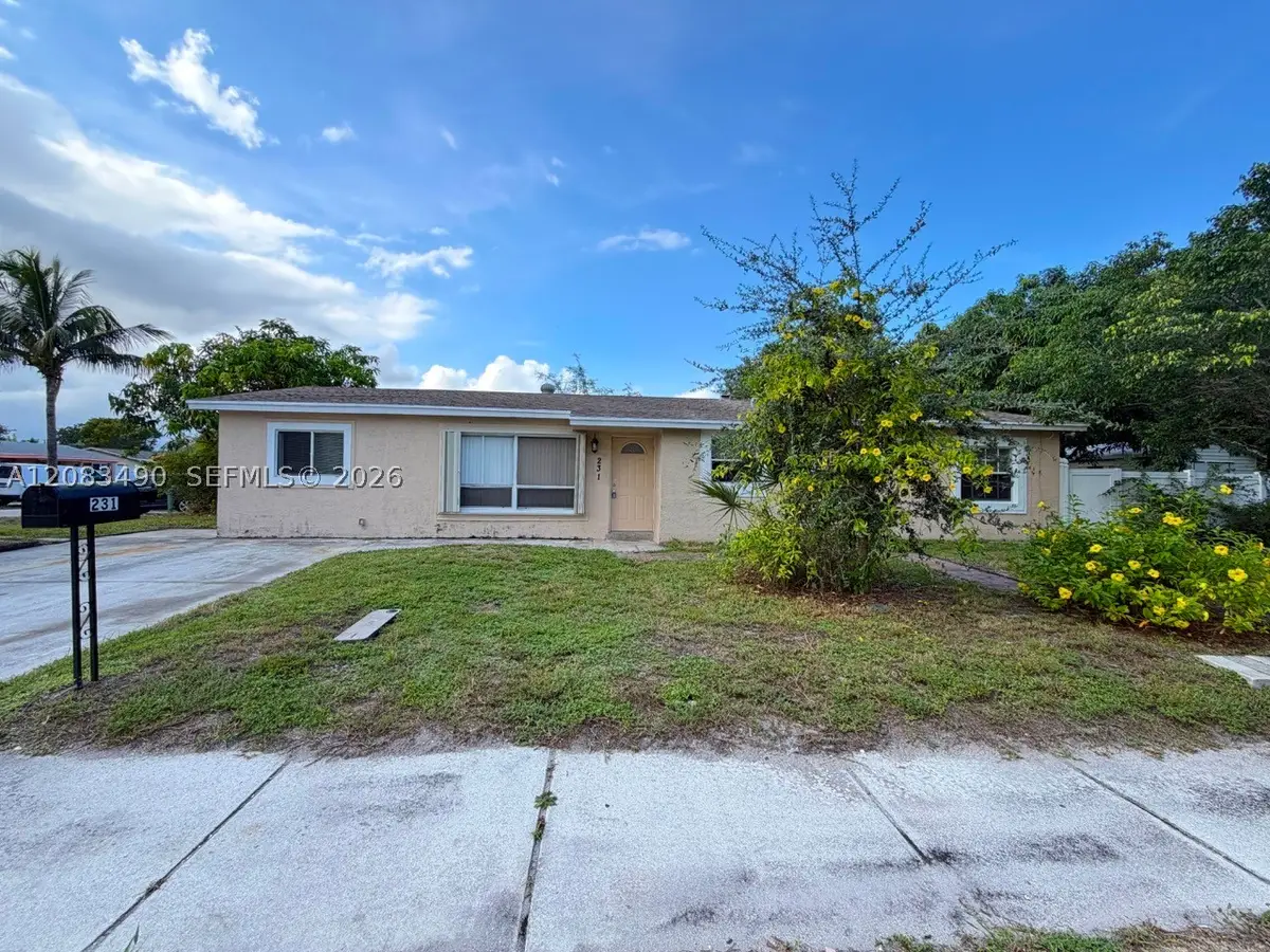 231 NW 4th St, Deerfield Beach, FL 33441 - #1