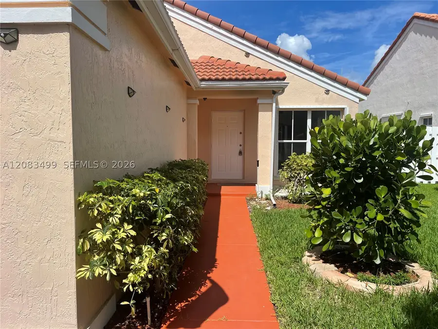 816 Sand Creek Cir, Weston, FL 33327 - #2