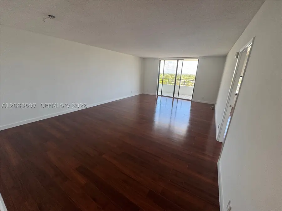 2500 Parkview Dr #1109, Hallandale Beach, FL 33009 - #2