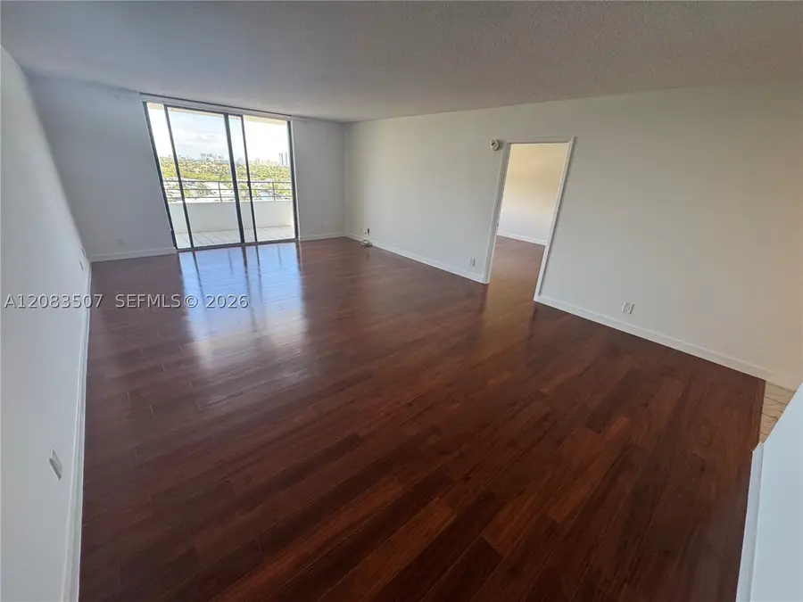 2500 Parkview Dr #1109, Hallandale Beach, FL 33009 - #3
