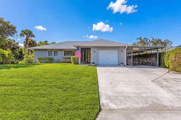 621 Roosevelt Ave, Lehigh Acres, FL 33936