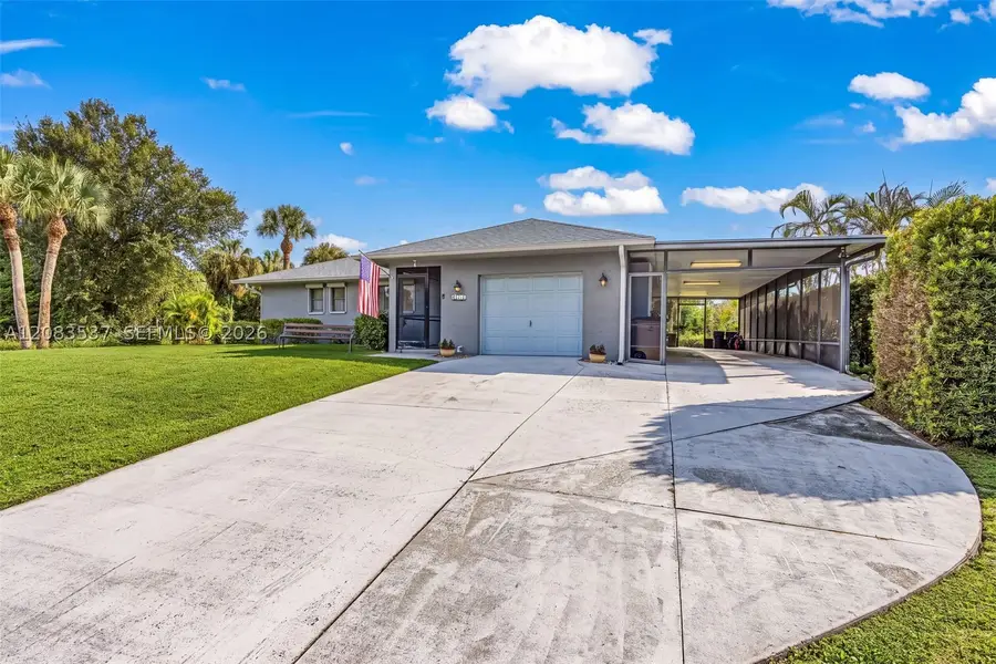 621 Roosevelt Ave, Lehigh Acres, FL 33936 - #3
