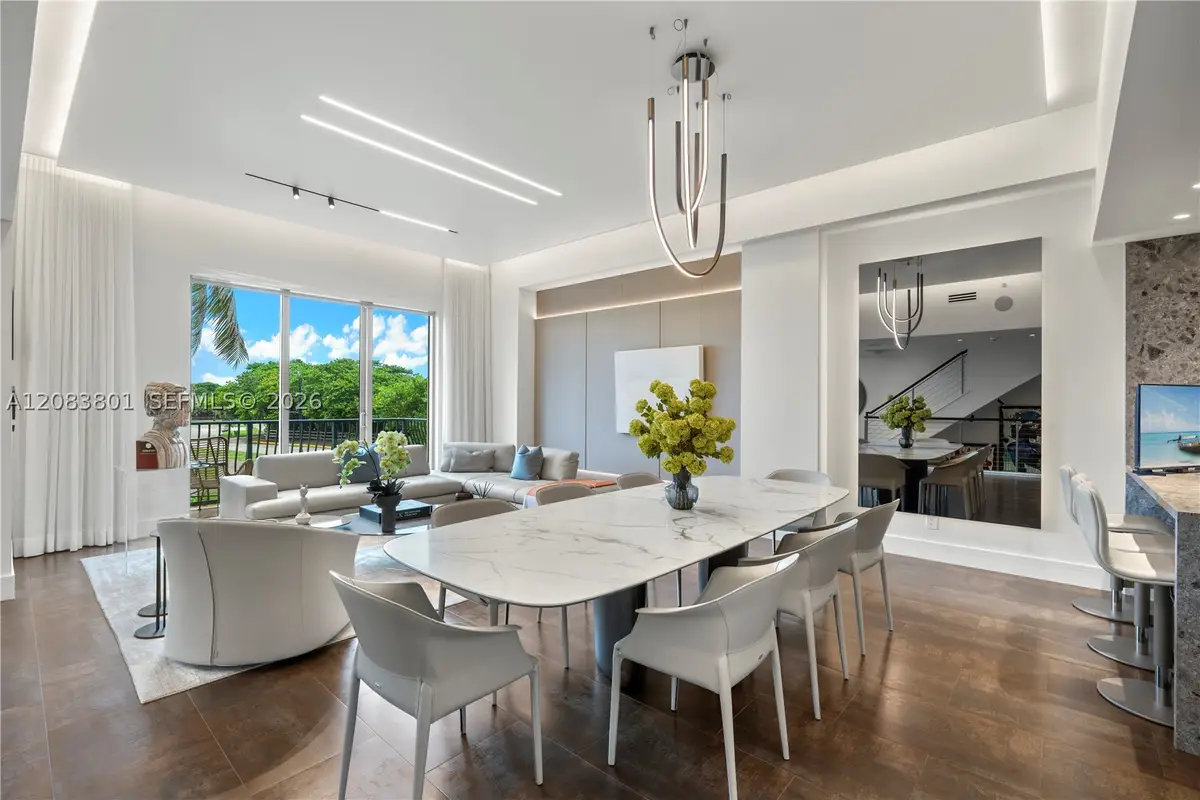 3501 N Ocean Dr #V5, Hollywood, FL 33019 - #1