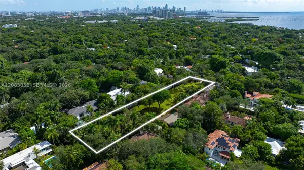 3940 Douglas Rd, Miami, FL 33133