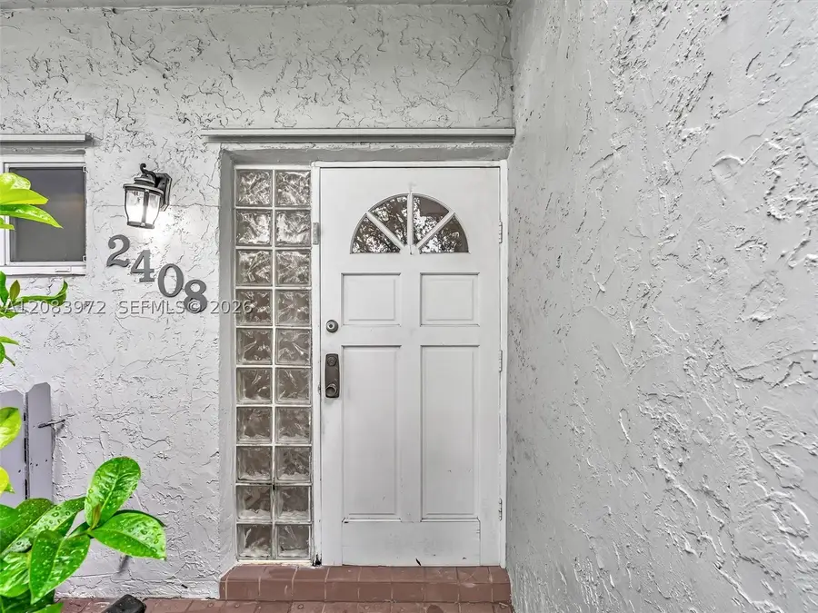 2408 N 35th Ave, Hollywood, FL 33021 - #2