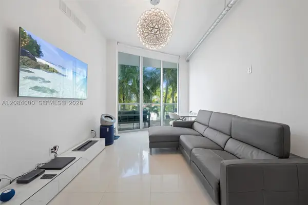 3029 NE 188th St #523, Aventura, FL 33180