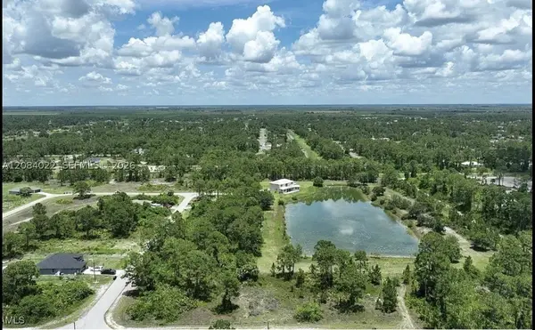 733 Azure Ave, Other, FL 33974