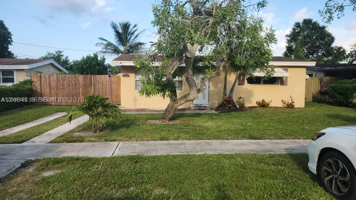 772 Gardenia Dr, Royal Palm Beach, FL 33411 - #1