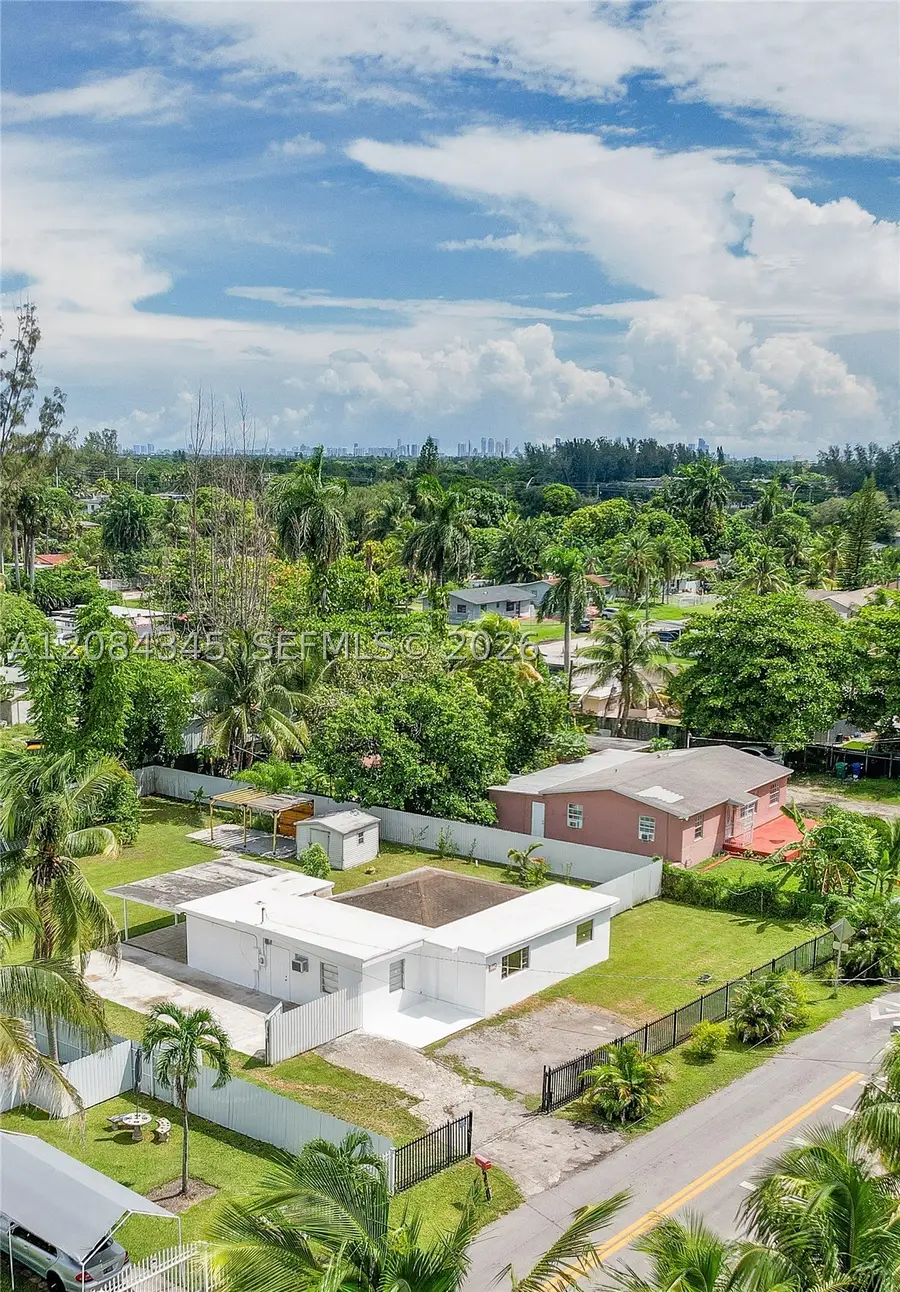 1843 NW 107th St, Miami, FL 33167 - #2