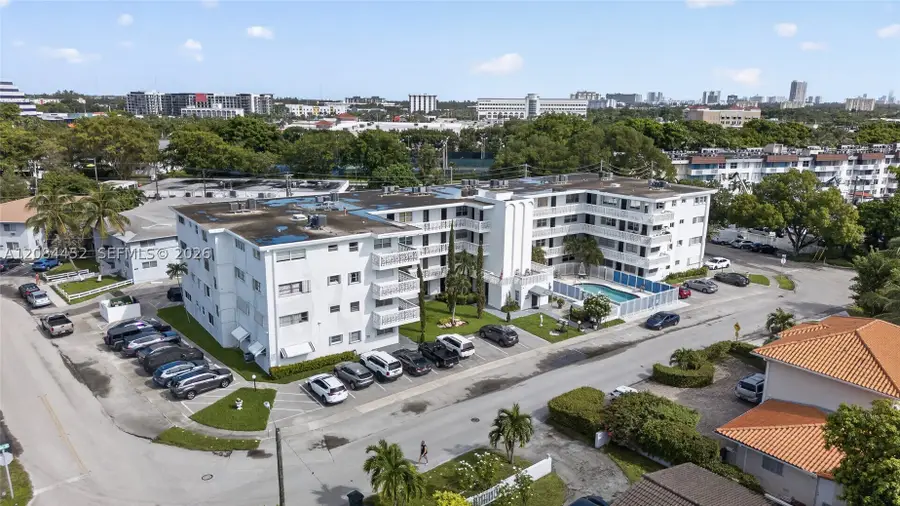 11685 Canal Dr #303, North Miami, FL 33181 - #3