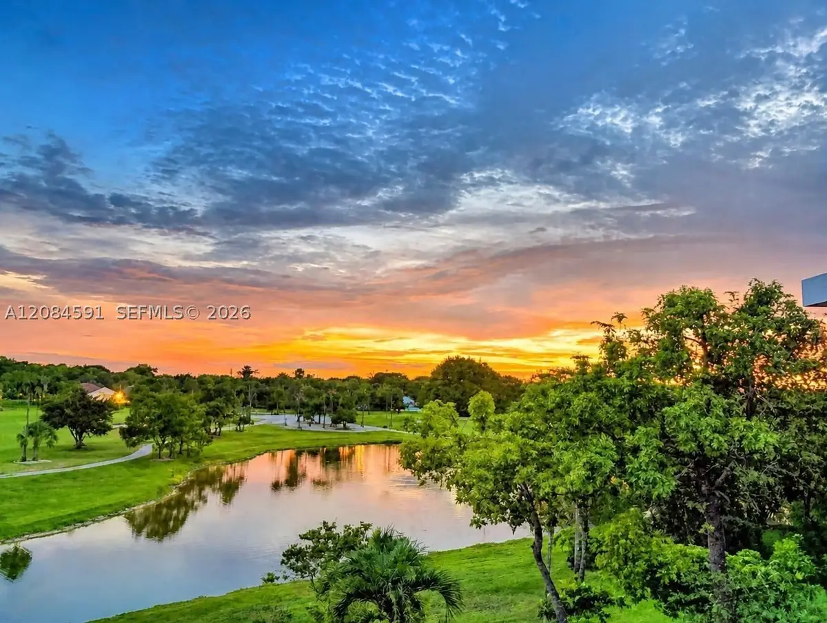 3980 Oaks Clubhouse Dr #409, Pompano Beach, FL 33069 - #1