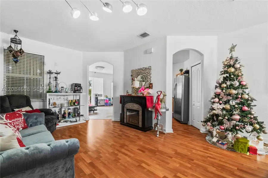 8739 NW 109th Ct, Doral, FL 33178 - #3