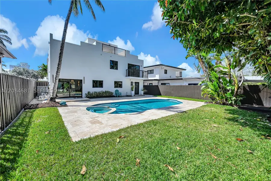 3305 NE 15th St, Fort Lauderdale, FL 33304 - #3