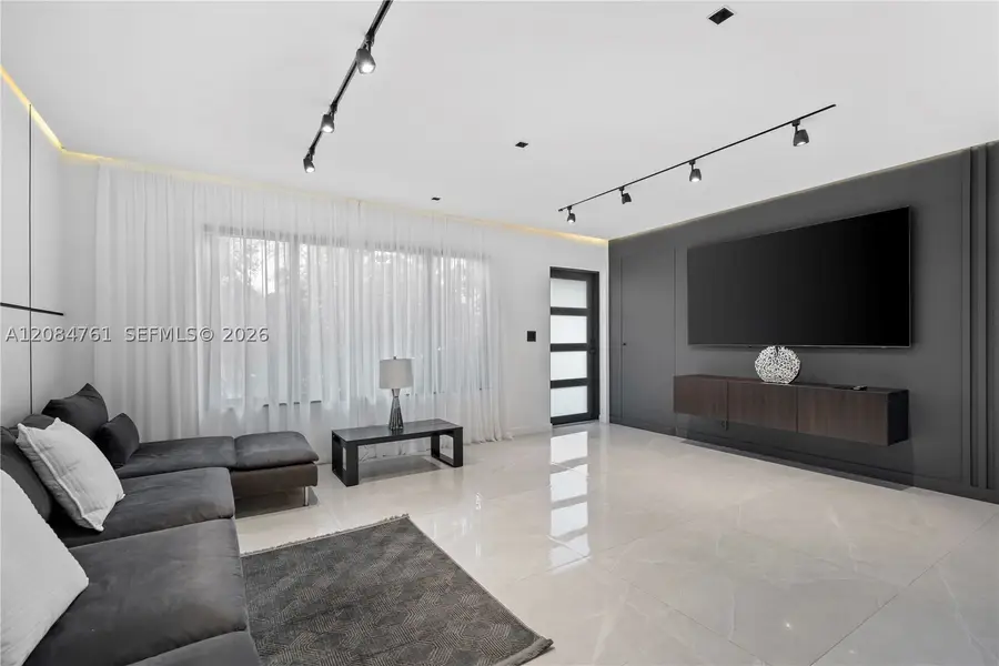 1101 N 14th Ave, Hollywood, FL 33020 - #2