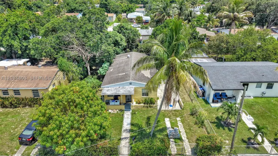 15601 NE 15th Ave, North Miami Beach, FL 33162 - #2