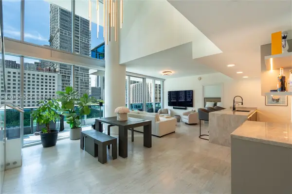 200 Biscayne Blvd Way #508, Miami, FL 33131