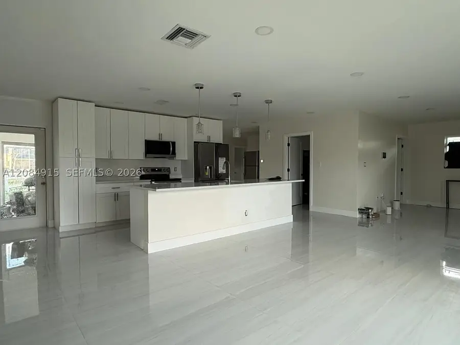 9606 NW 80th St, Tamarac, FL 33321 - #3