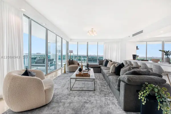 2127 Brickell Ave #1605, Miami, FL 33129