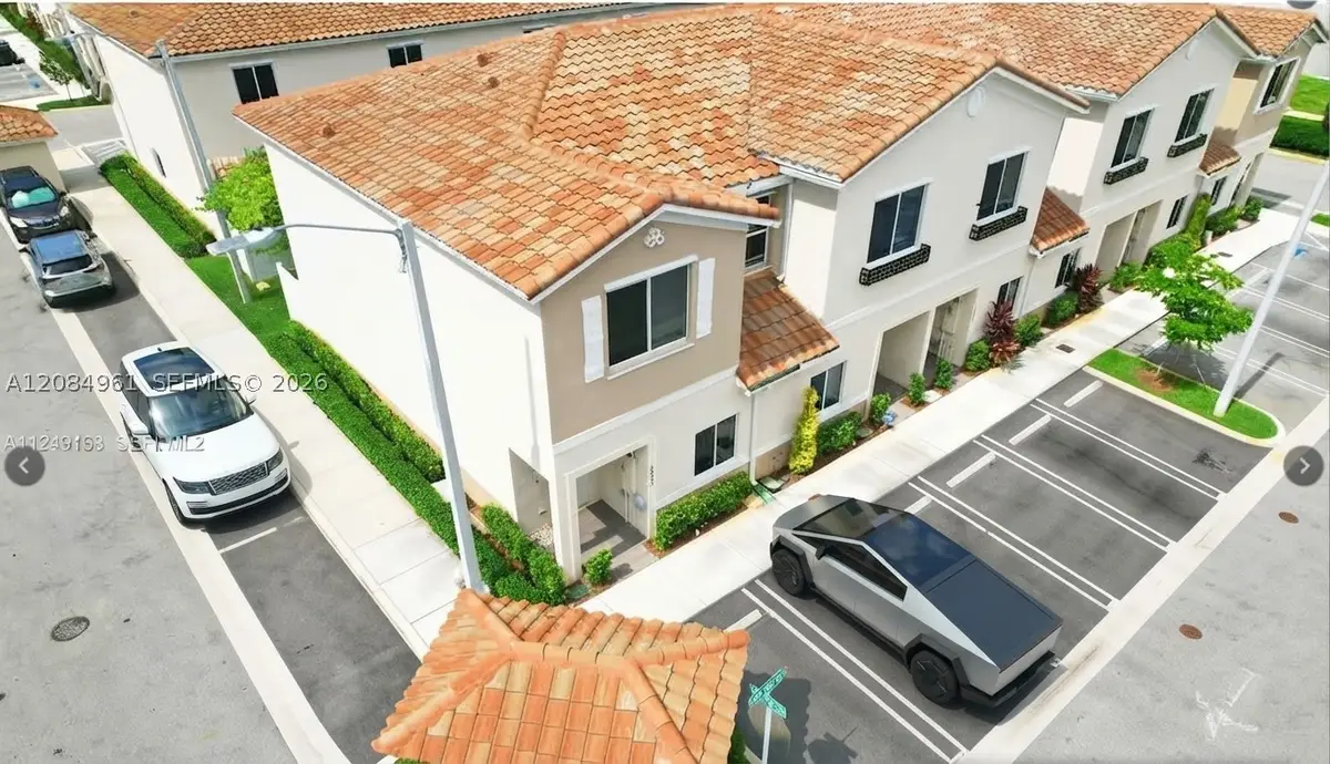 2823 NW 181st St, Miami Gardens, FL 33056 - #1