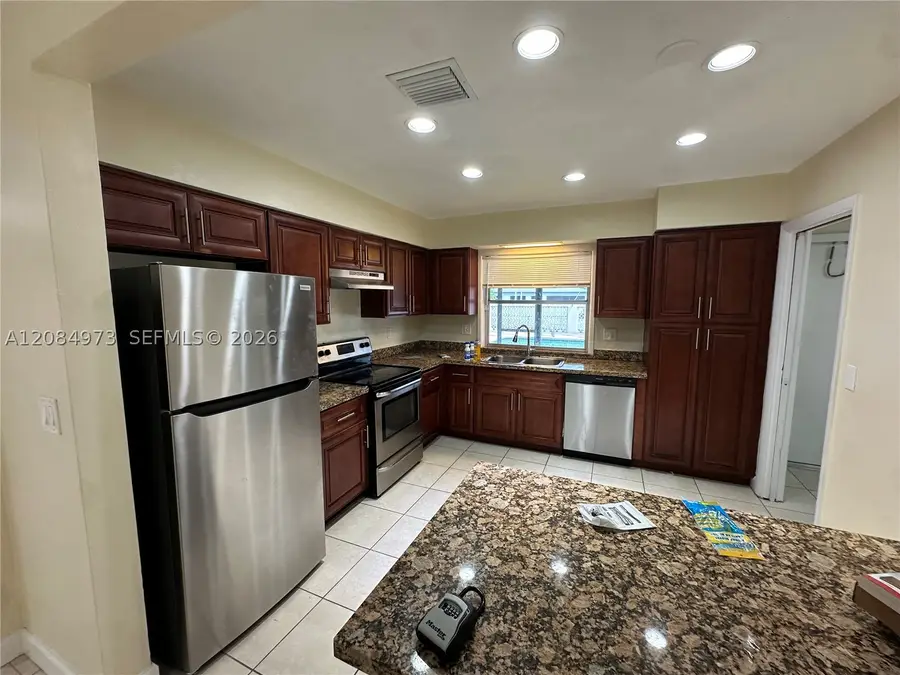 4200 Hayes St, Hollywood, FL 33021 - #2