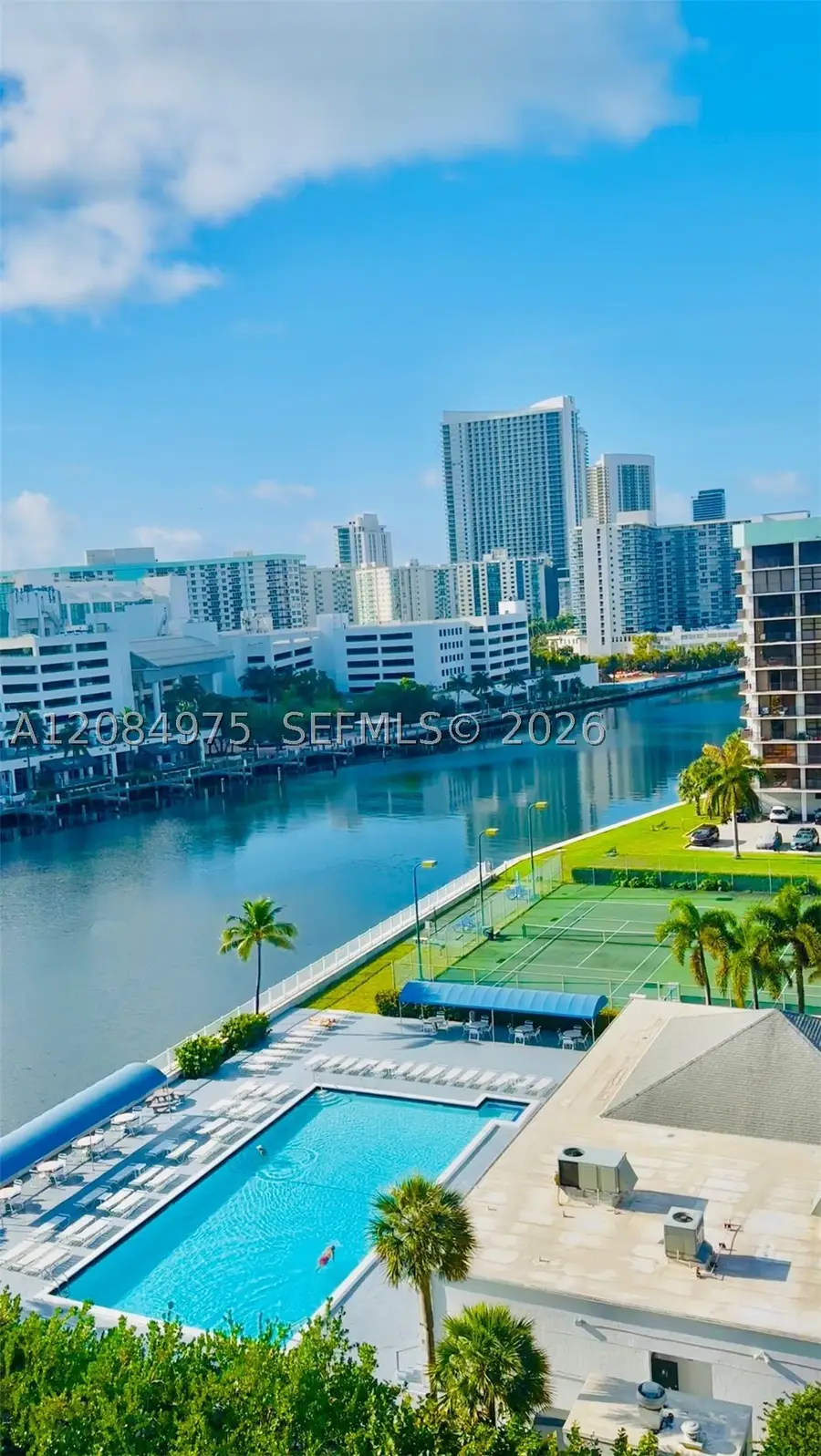 600 Parkview Dr #1018, Hallandale Beach, FL 33009 - #2