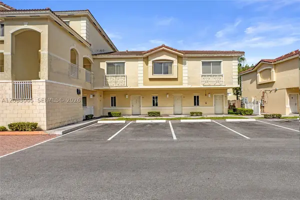 7985 NW 8th St #104A, Miami, FL 33126
