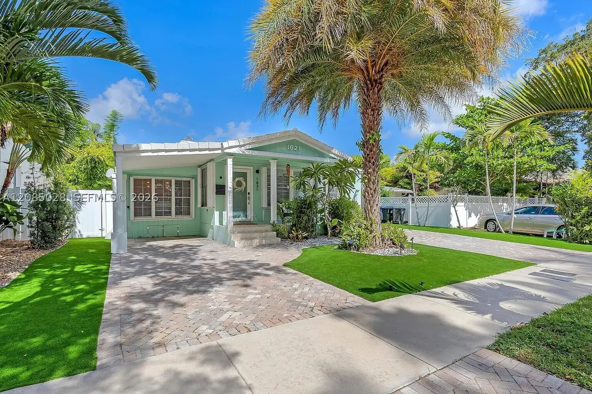 1621 NE 3rd Ct, Fort Lauderdale, FL 33301 - #1