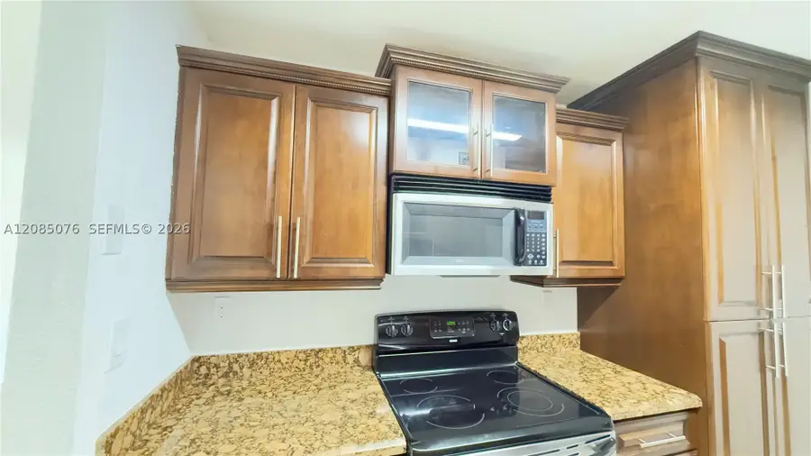 7121 Miami Lakes Dr #Q8, Miami Lakes, FL 33014 - #3