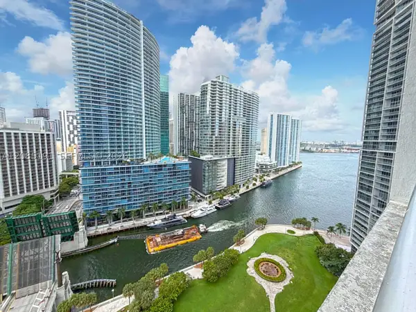 485 Brickell Ave #2303, Miami, FL 33131