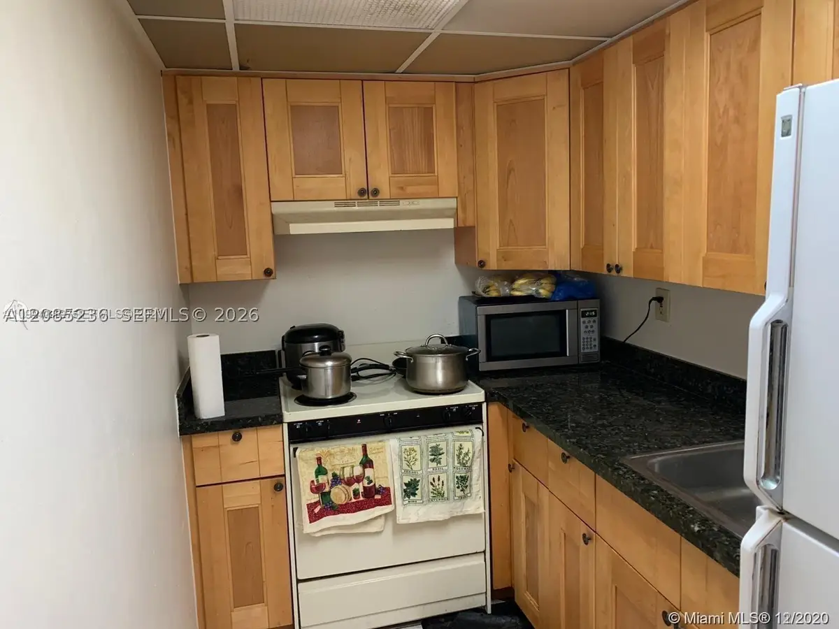4725 NW 7th St #203-3, Miami, FL 33126 - #1