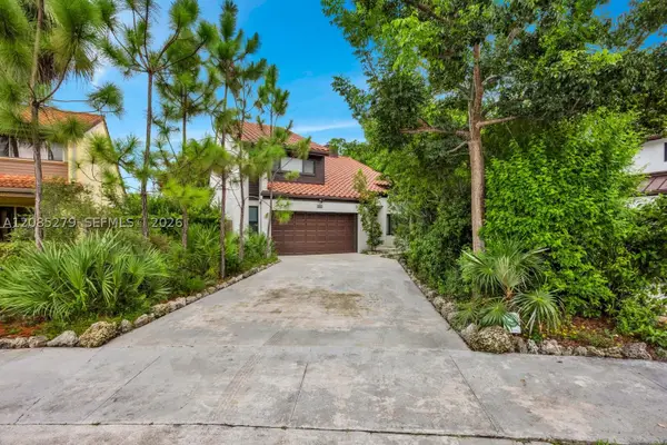 8808 SW 150th Place Cir, Miami, FL 33196