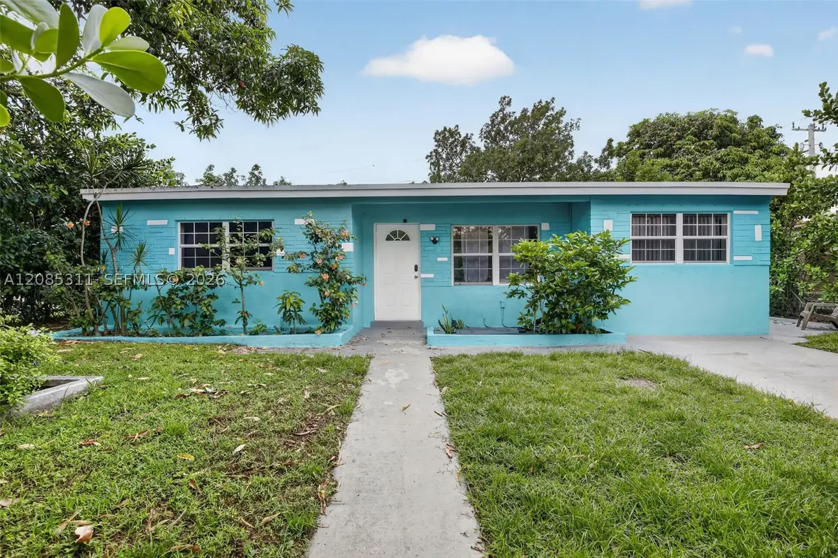 6238 Hayes St, Hollywood, FL 33024 - #1