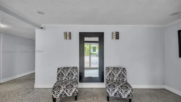 8001 Crespi Blvd #4B, Miami Beach, FL 33141