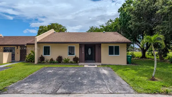 12570 SW 117th Ln, Miami, FL 33186