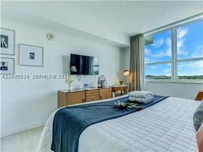 2889 Mcfarlane Rd #1512, Miami, FL 33133 - #2