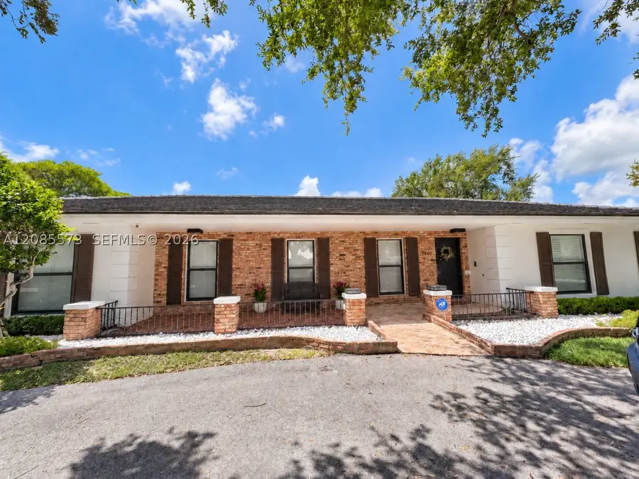 7440 SW 174th St, Palmetto Bay, FL 33157 - #2