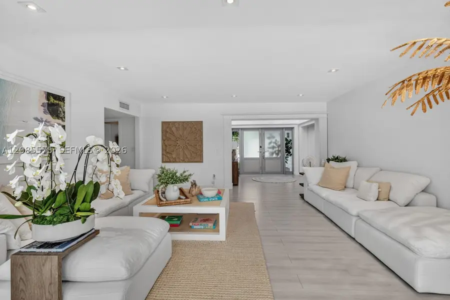 755 Curtiswood Dr, Key Biscayne, FL 33149 - #3