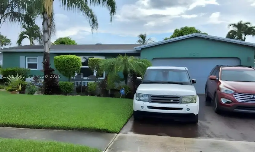 257 NW 79th Ave, Margate, FL 33063 - #1
