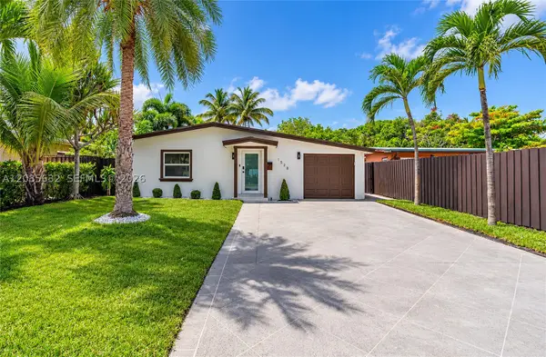 1525 NE 18th Ave, Fort Lauderdale, FL 33304