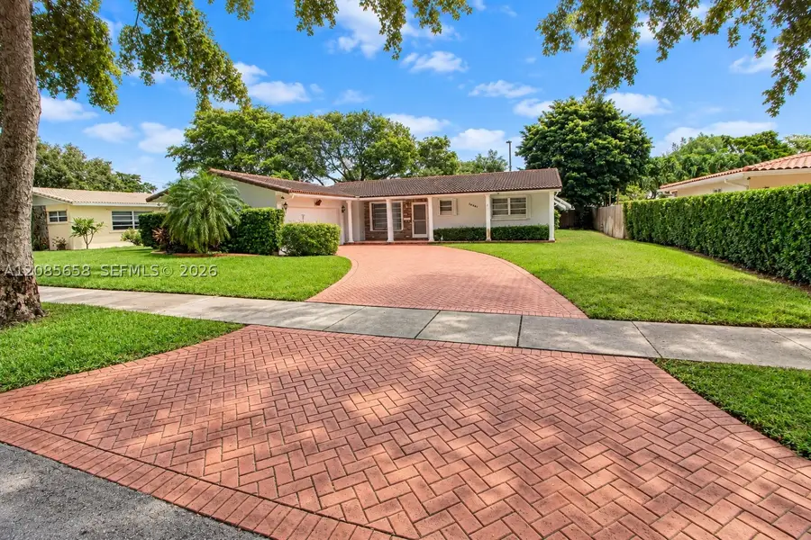 14961 Egan Ln, Miami Lakes, FL 33014 - #3